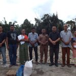 Beri Bantuan, Anggota DPRD Dairi Ajak Kades Sungai Raya Urus IMB Rumah Terbakar