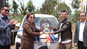 PT. BPR NBP 8 Sidikalang Serahkan Hadiah Tabungan Pundi