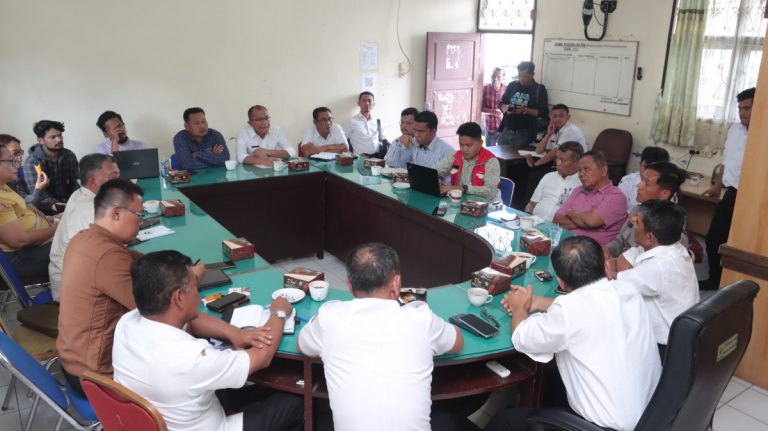 Pemkab Dairi Adakan Pertemuan Dengan Pertamina Dan Pengusaha SPBU