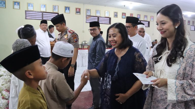 Bupati Dairi Hadiri Buka Puasa Bersama Polres