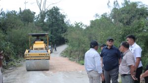 Bupati Dairi Monitoring Perbaikan Jalan Jrs Sp. Siboras – Dolok Tolong