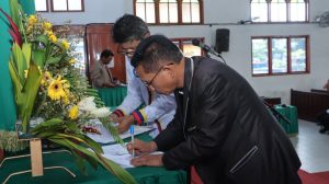Pdt. Bindo Tampubolon S.Th Pimpin DPC BKAG Dairi