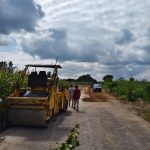Pemkab Dairi Gotong Royong  Pemeliharaan Jalan Bersama Pelaku Usaha