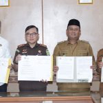Pemkab Dairi Teken MoU Jaksa Sahabat Pendidik Bersama Kejari Dairi