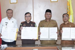 Pemkab Dairi Teken MoU Jaksa Sahabat Pendidik Bersama Kejari Dairi
